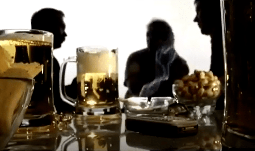 Uživanje alkohola v moškem podjetju